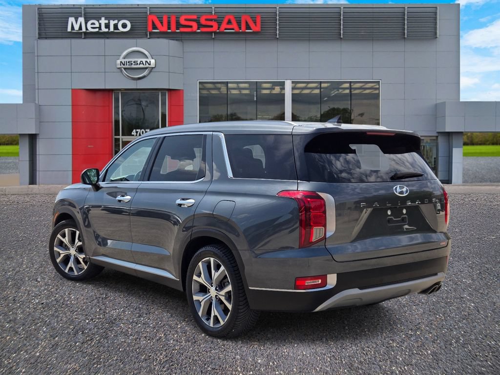 Used 2021 Hyundai Palisade SEL FWD image 4