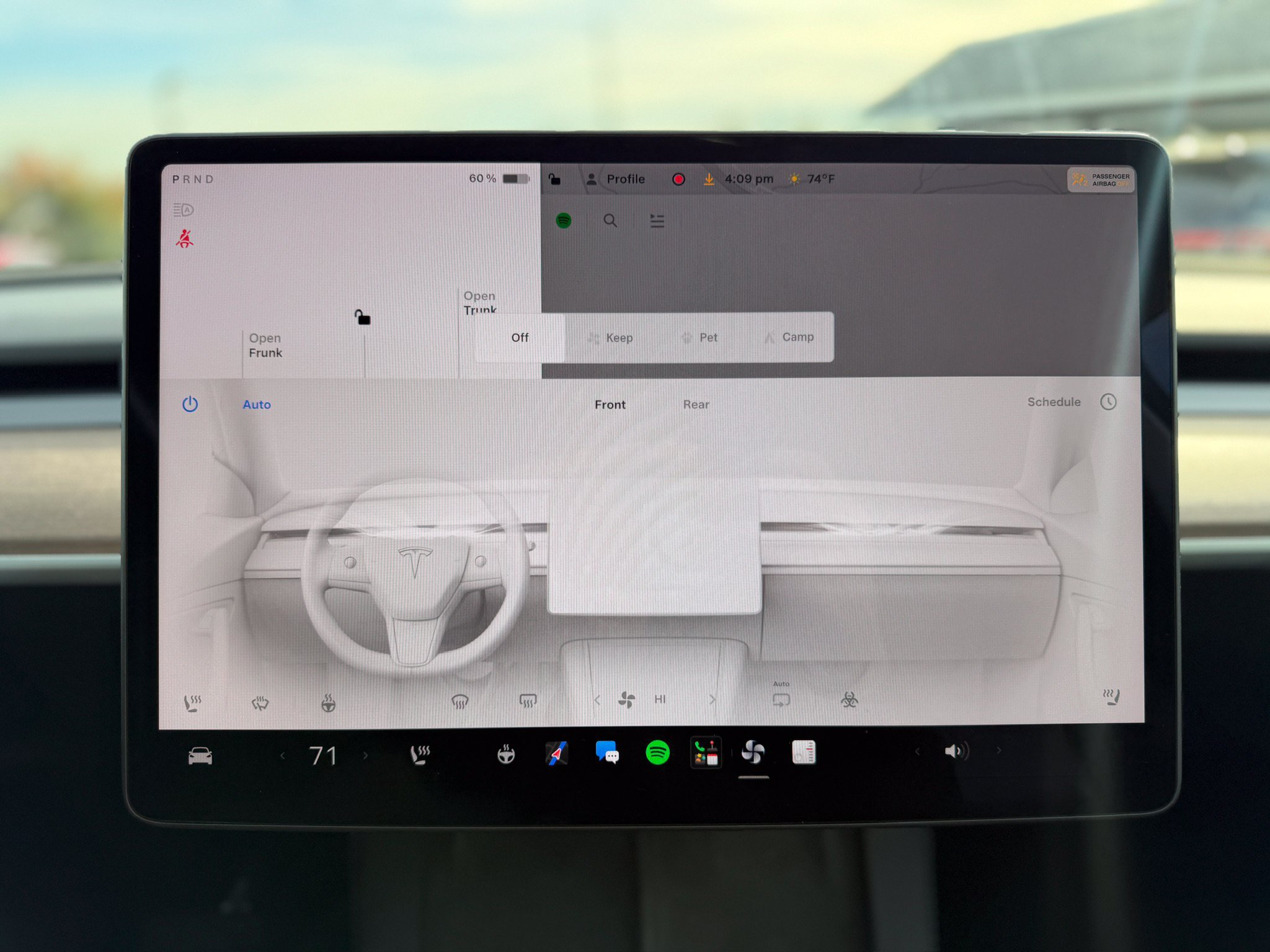 Used 2024 Tesla Model Y Long Range AWD/4WD image 30