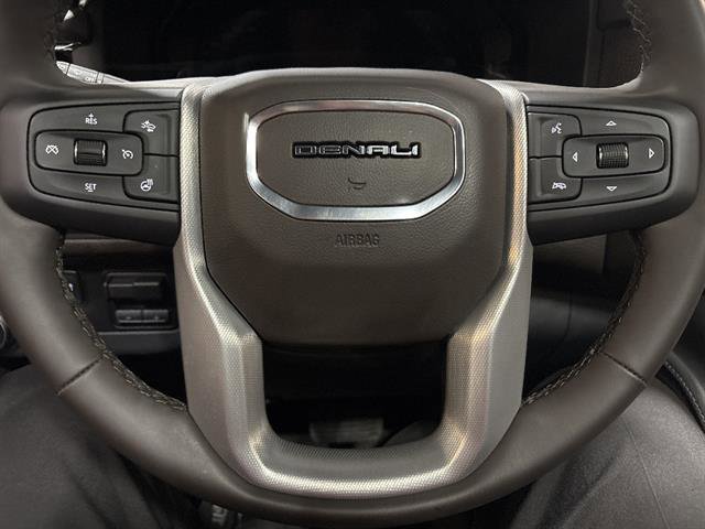 Used 2023 GMC Yukon Denali w/ Max Trailering Package AWD/4WD image 16