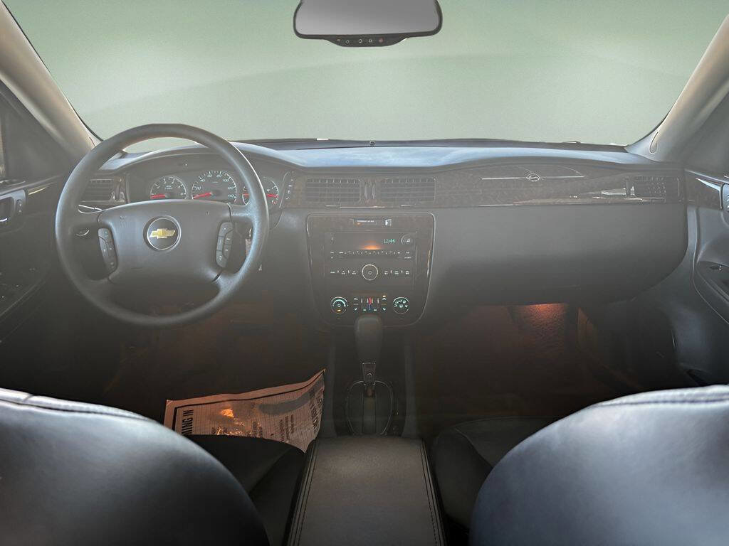 Used 2016 Chevrolet Impala LTZ FWD image 21