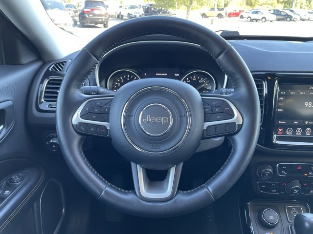 Used 2018 Jeep Compass Limited image 14