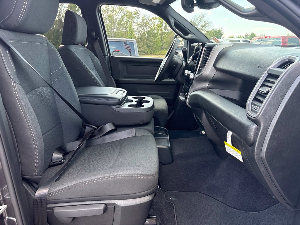 New 2027 RAM 3500 Tradesman AWD/4WD image 25