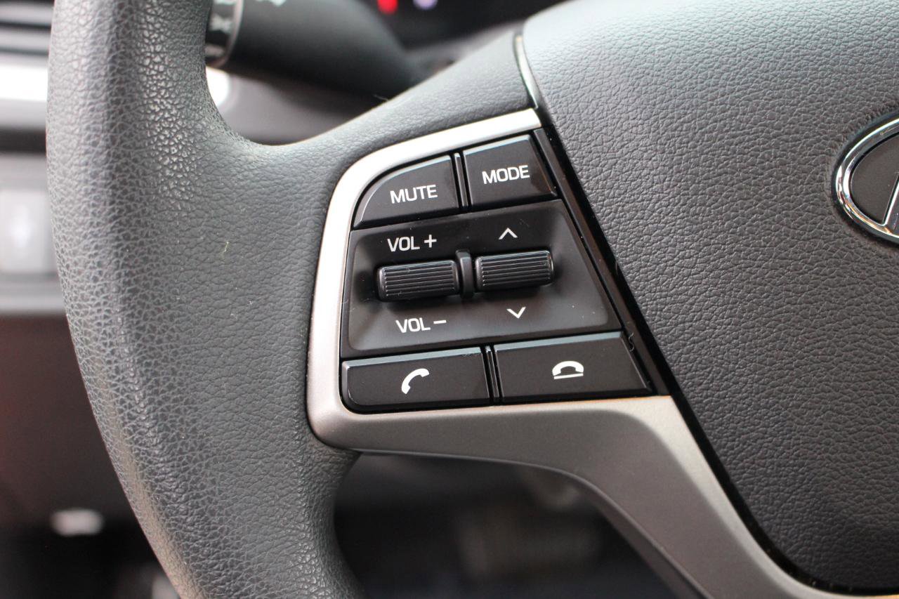 Used 2018 Hyundai Accent SE image 17