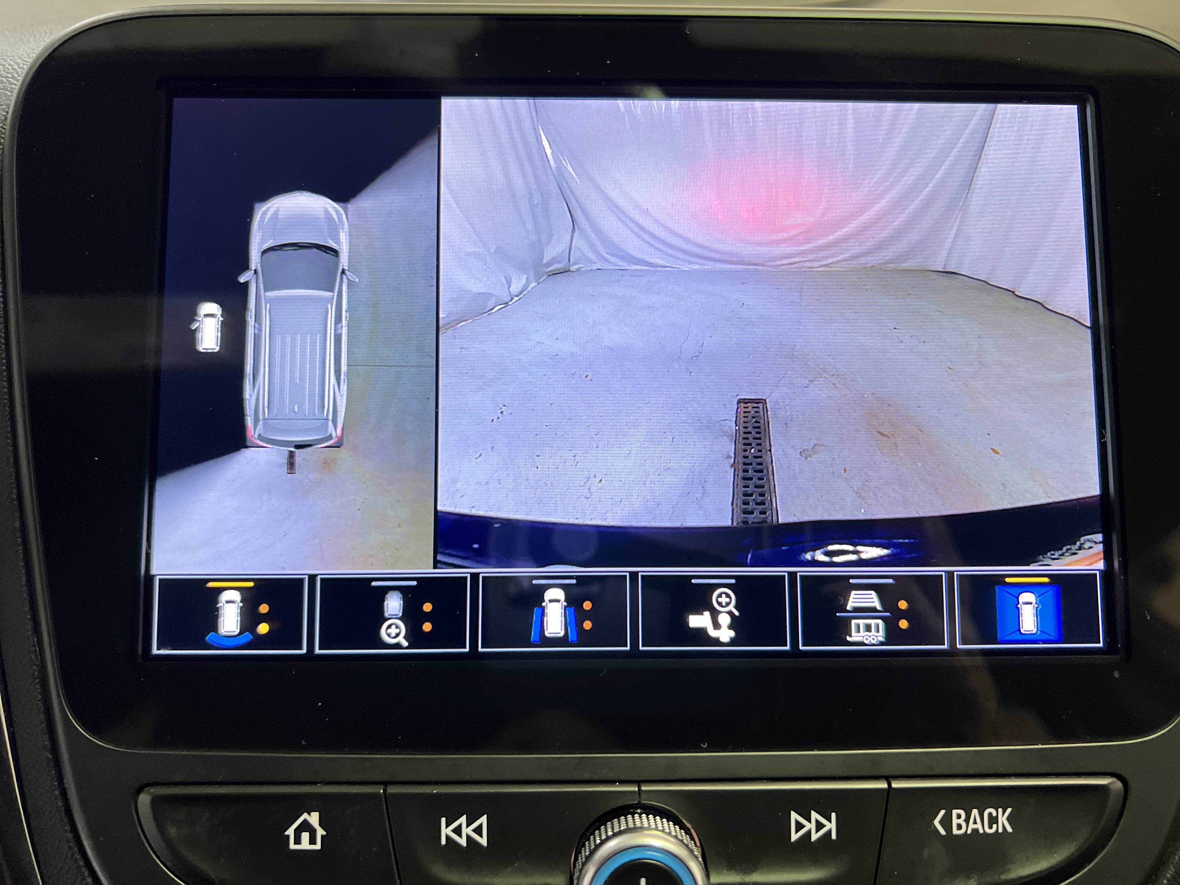 Certified 2022 Chevrolet Equinox RS w/ RS Leather Package image 19