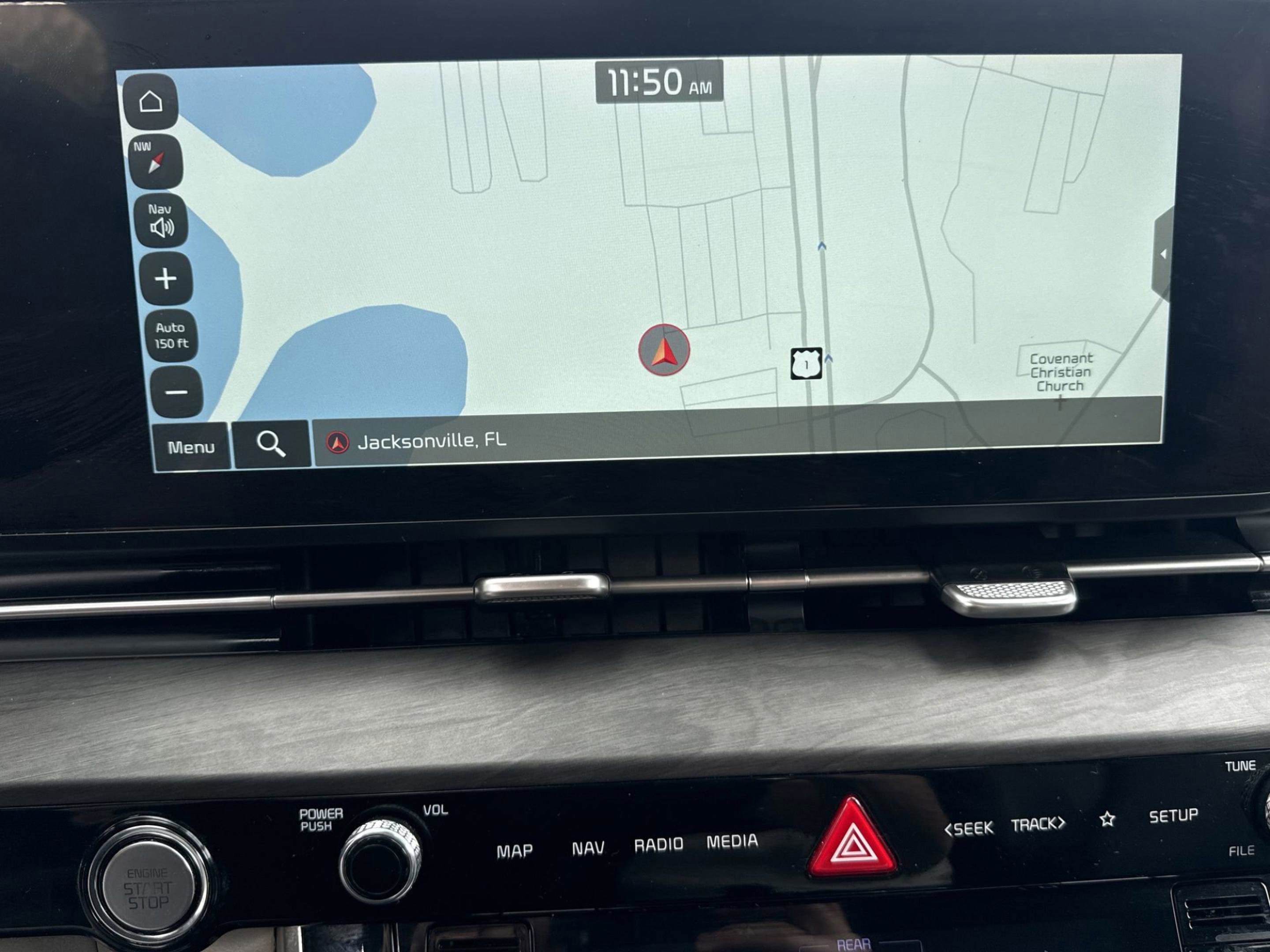 Used 2023 Kia Carnival SX image 23