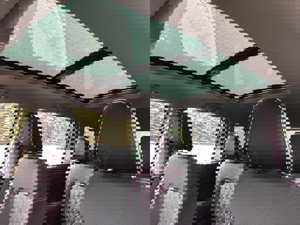 New 2025 Volkswagen Atlas SEL Premium R-Line image 28