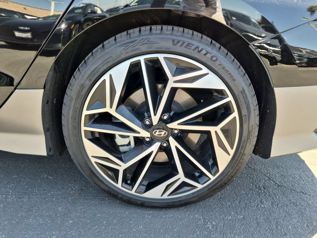 Used 2024 Hyundai Ioniq 6 SEL RWD image 11