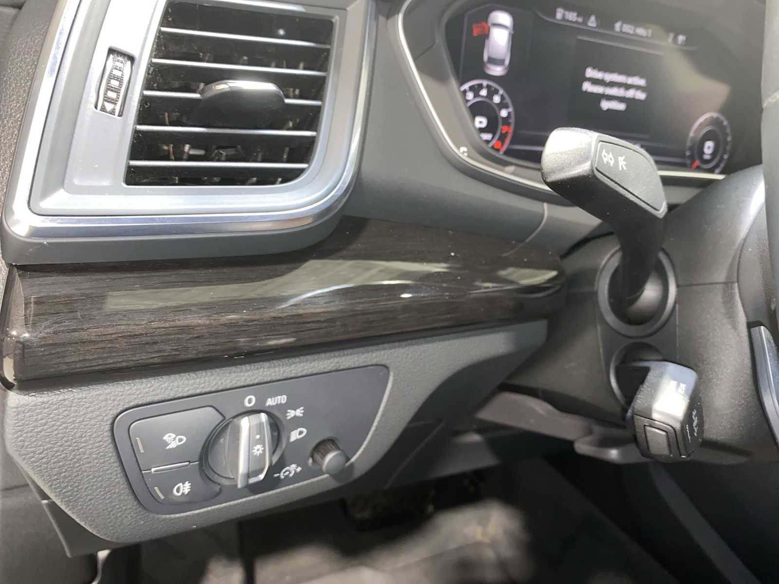 Used 2019 Audi Q5 2.0T Premium Plus AWD/4WD image 24