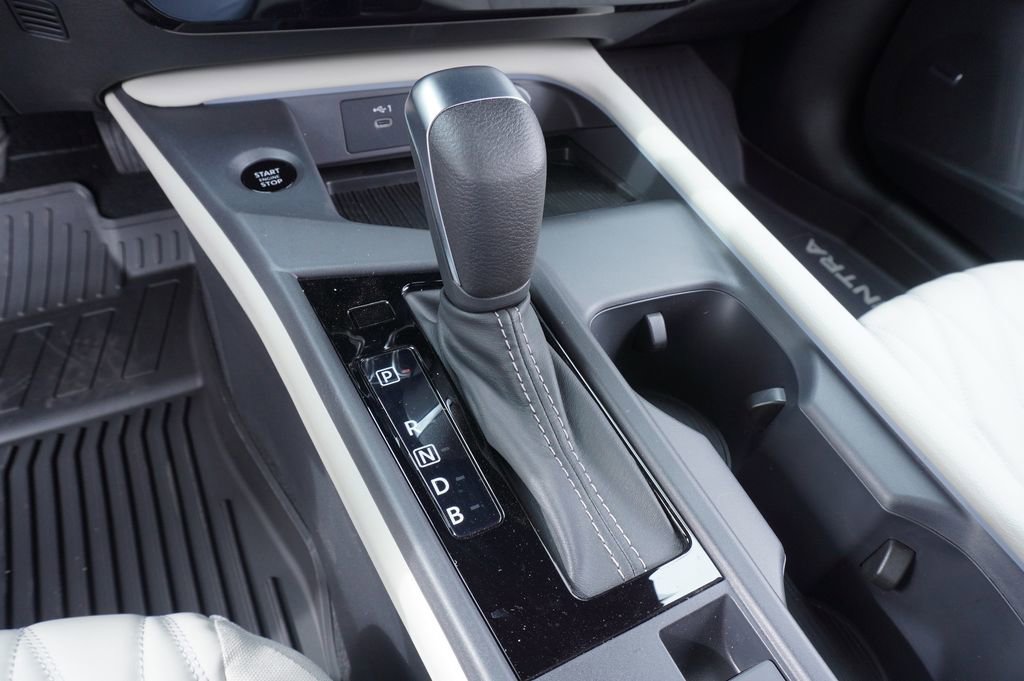 New 2026 Nissan Sentra SL FWD image 19