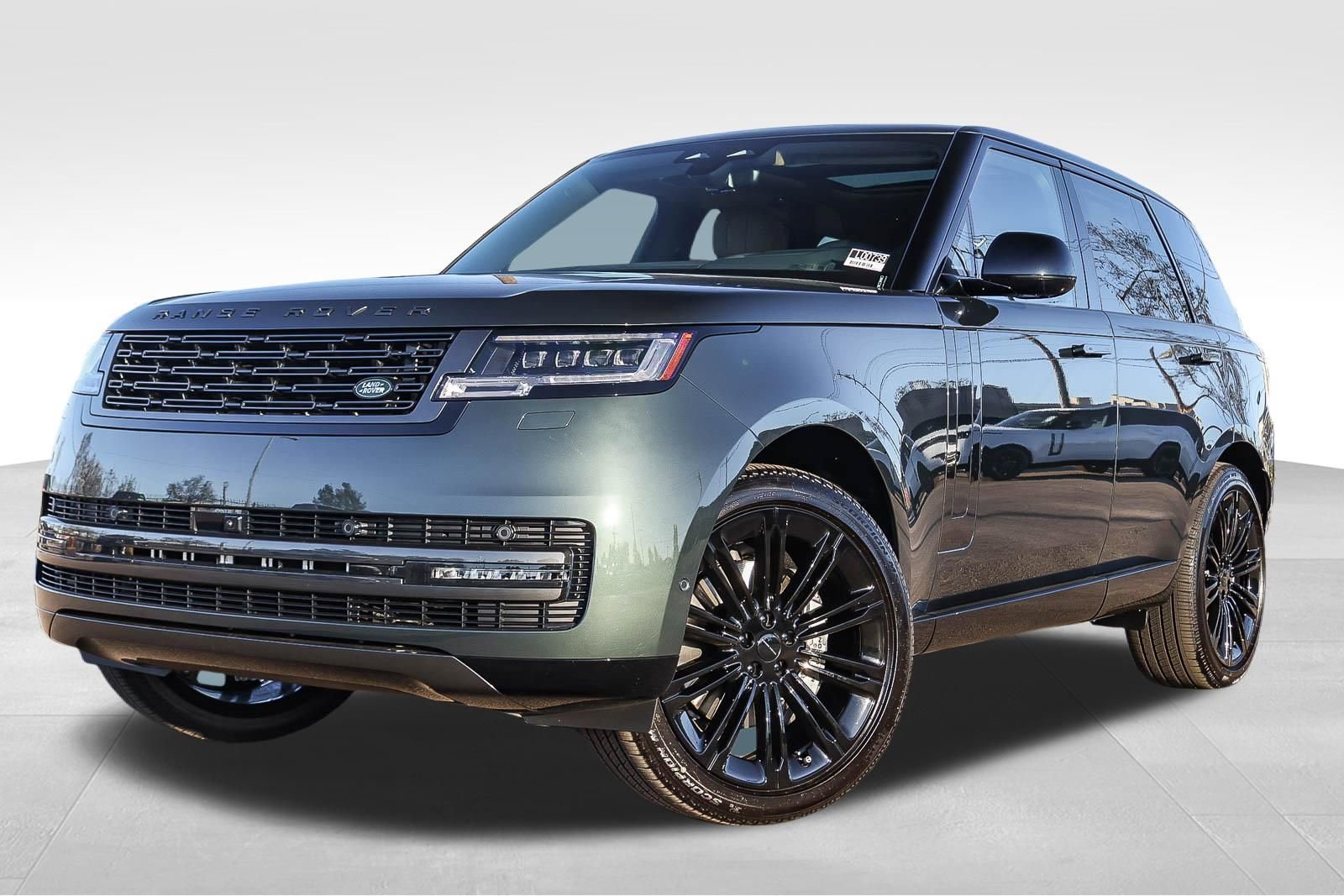 New 2026 Land Rover Range Rover SE image 1