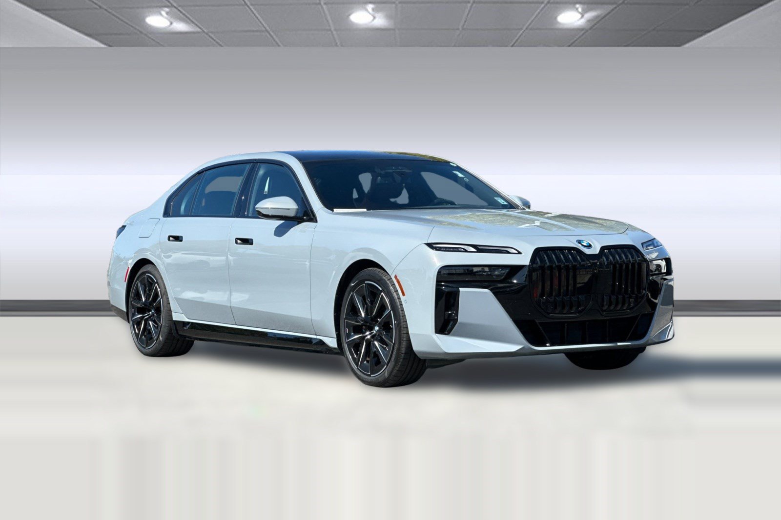 Certified 2023 BMW i7 xDrive60 AWD/4WD image 7