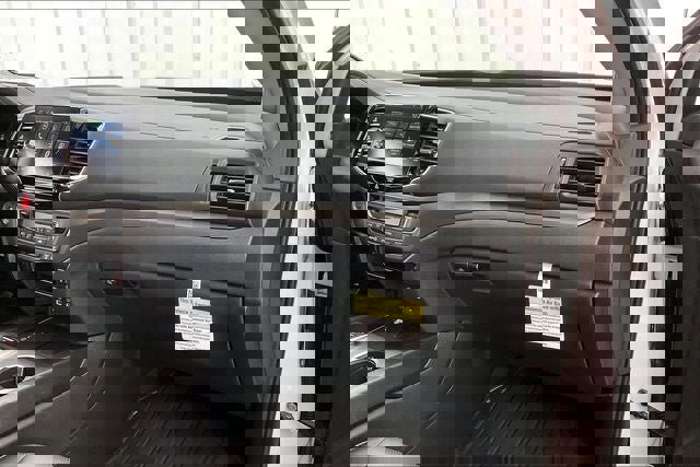 Certified 2025 Honda Ridgeline RTL image 18