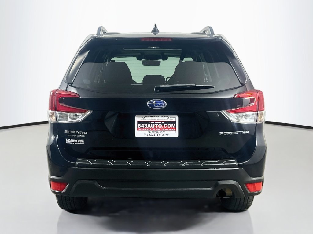 Used 2020 Subaru Forester Premium AWD/4WD image 6