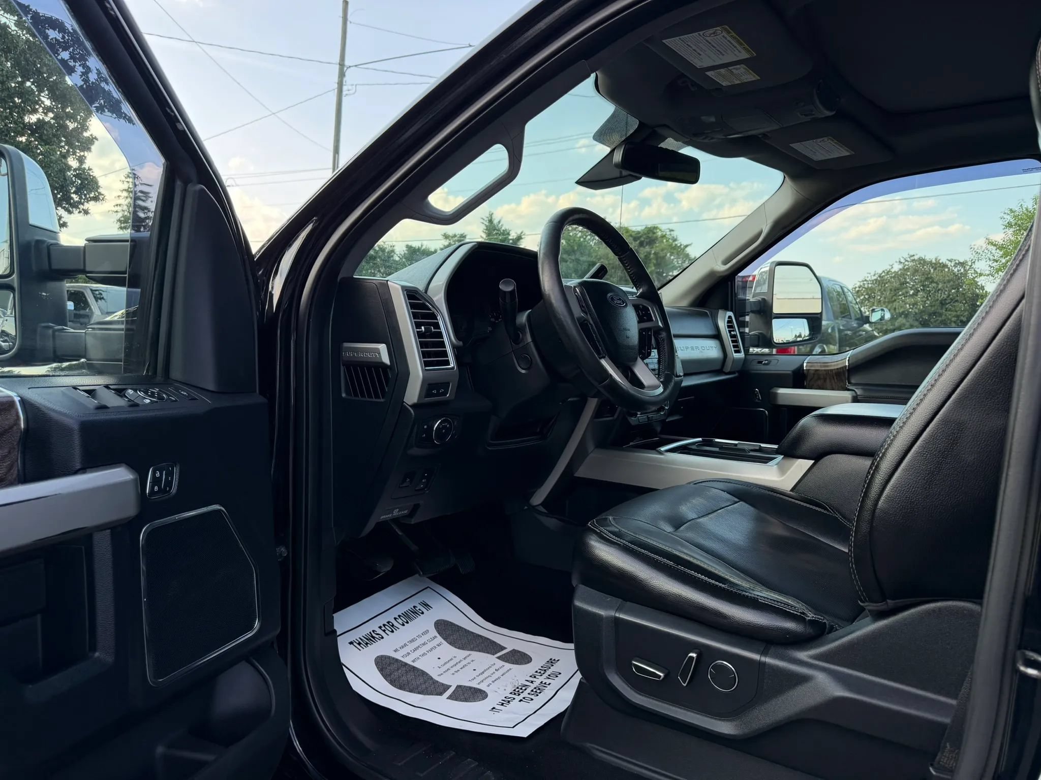 Used 2017 Ford F450 Lariat w/ Lariat Ultimate Package AWD/4WD image 17