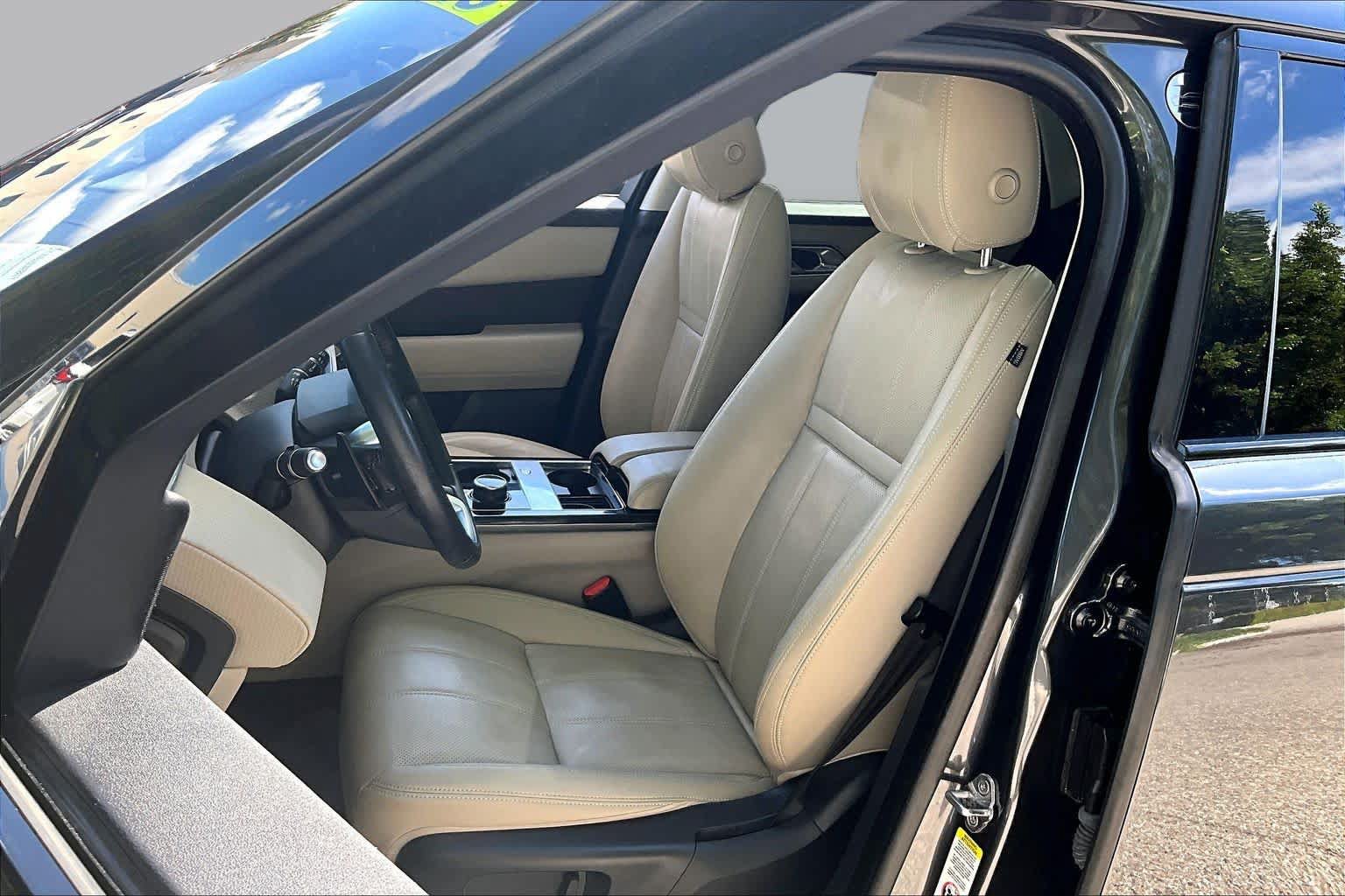 Used 2018 Land Rover Range Rover Velar S AWD/4WD image 8