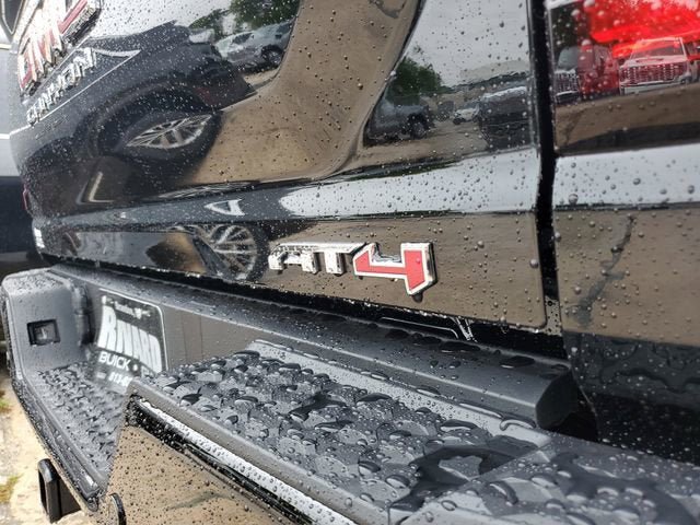 New 2026 GMC Canyon AT4 AWD/4WD image 8