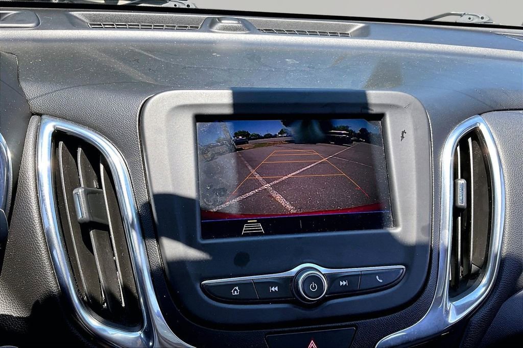 Used 2020 Chevrolet Equinox LT w/ Driver Convenience Package FWD image 11
