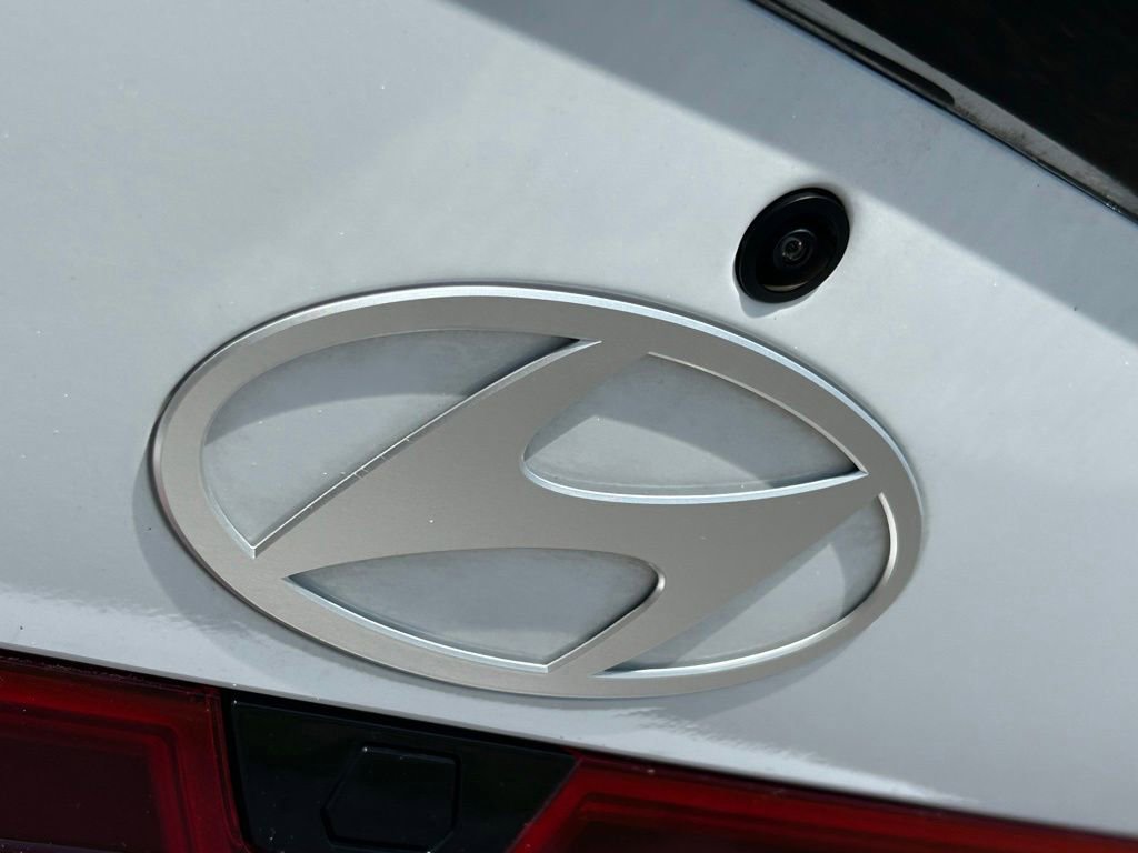 Used 2025 Hyundai Elantra Sport FWD image 58