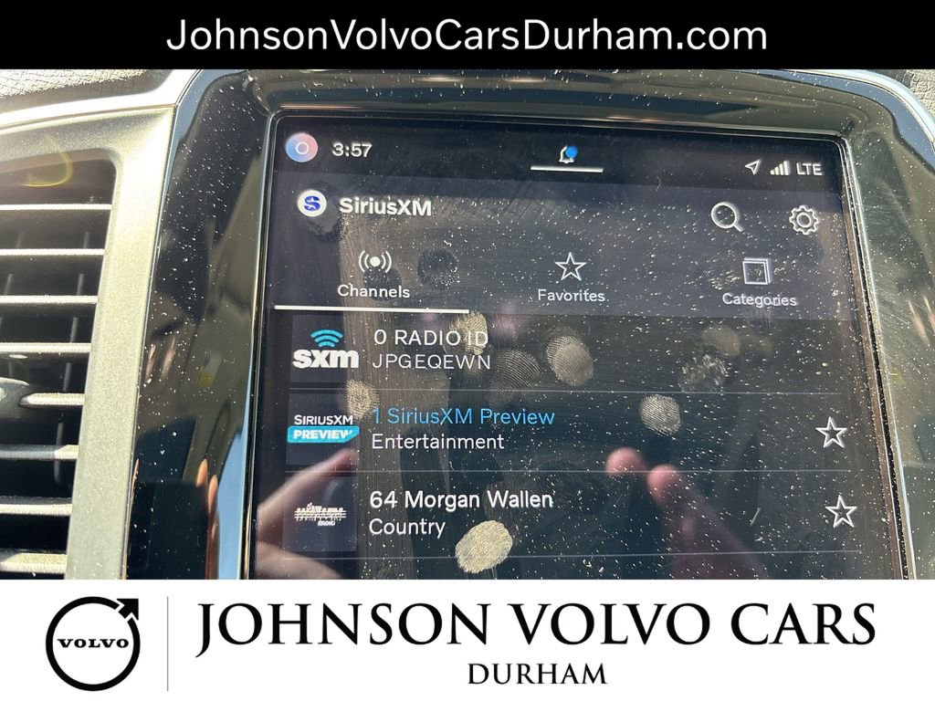 Used 2024 Volvo XC90 B5 Core w/ Protection Package Premier image 12