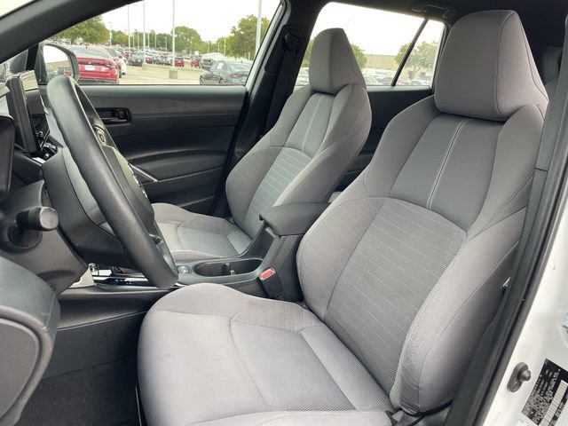 Used 2023 Toyota Corolla Cross AWD Hybrid image 24
