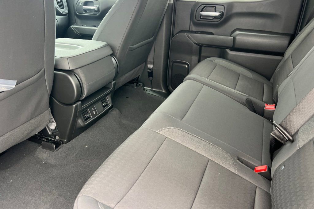 New 2026 Chevrolet Silverado 1500 Custom Trail Boss image 9