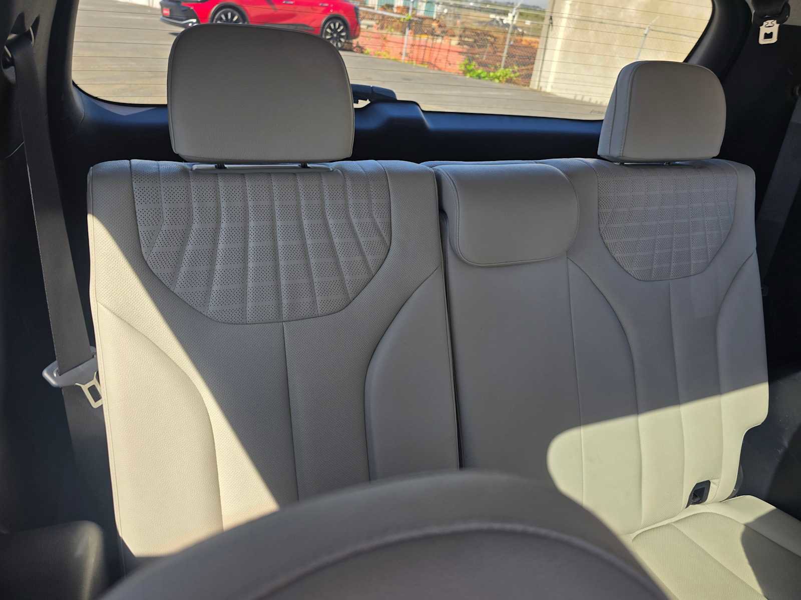 Used 2024 Hyundai Palisade Limited image 16