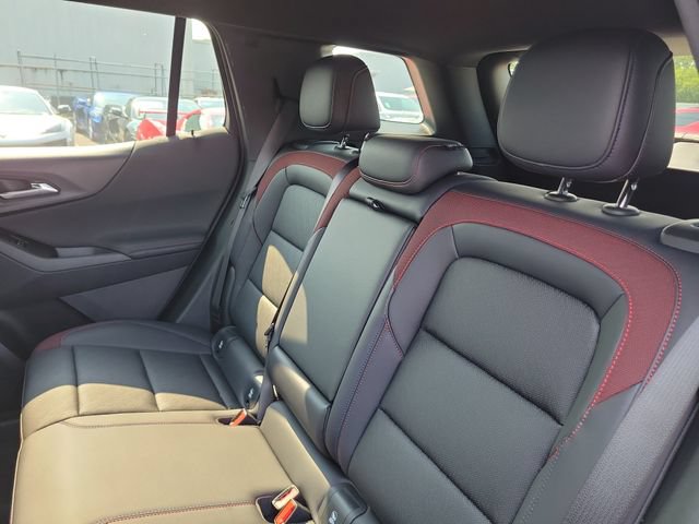 New 2026 Chevrolet Equinox RS w/ Convenience Package III AWD/4WD image 11