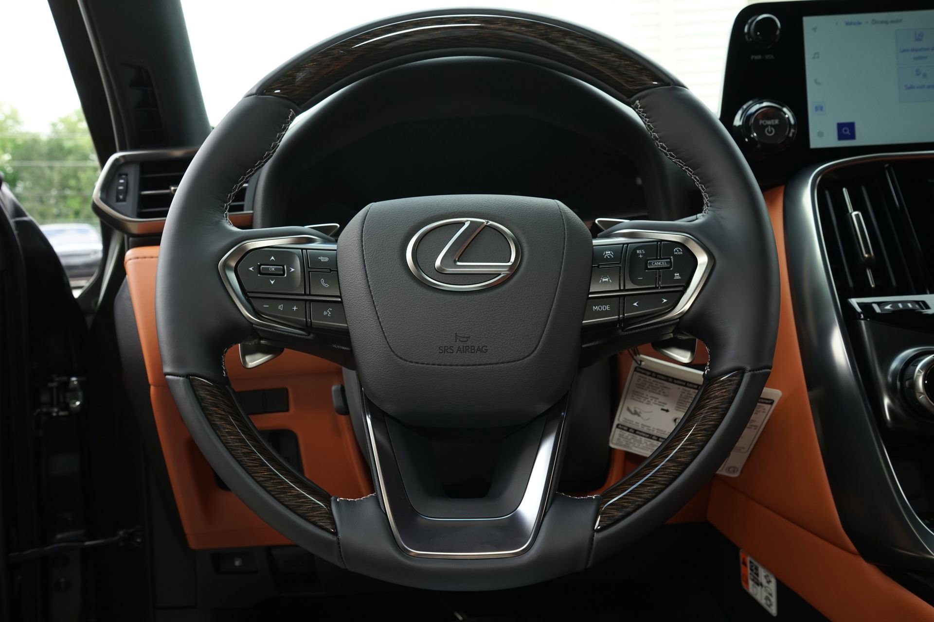 Used 2026 Lexus LX 700h Ultra Luxury AWD/4WD image 12