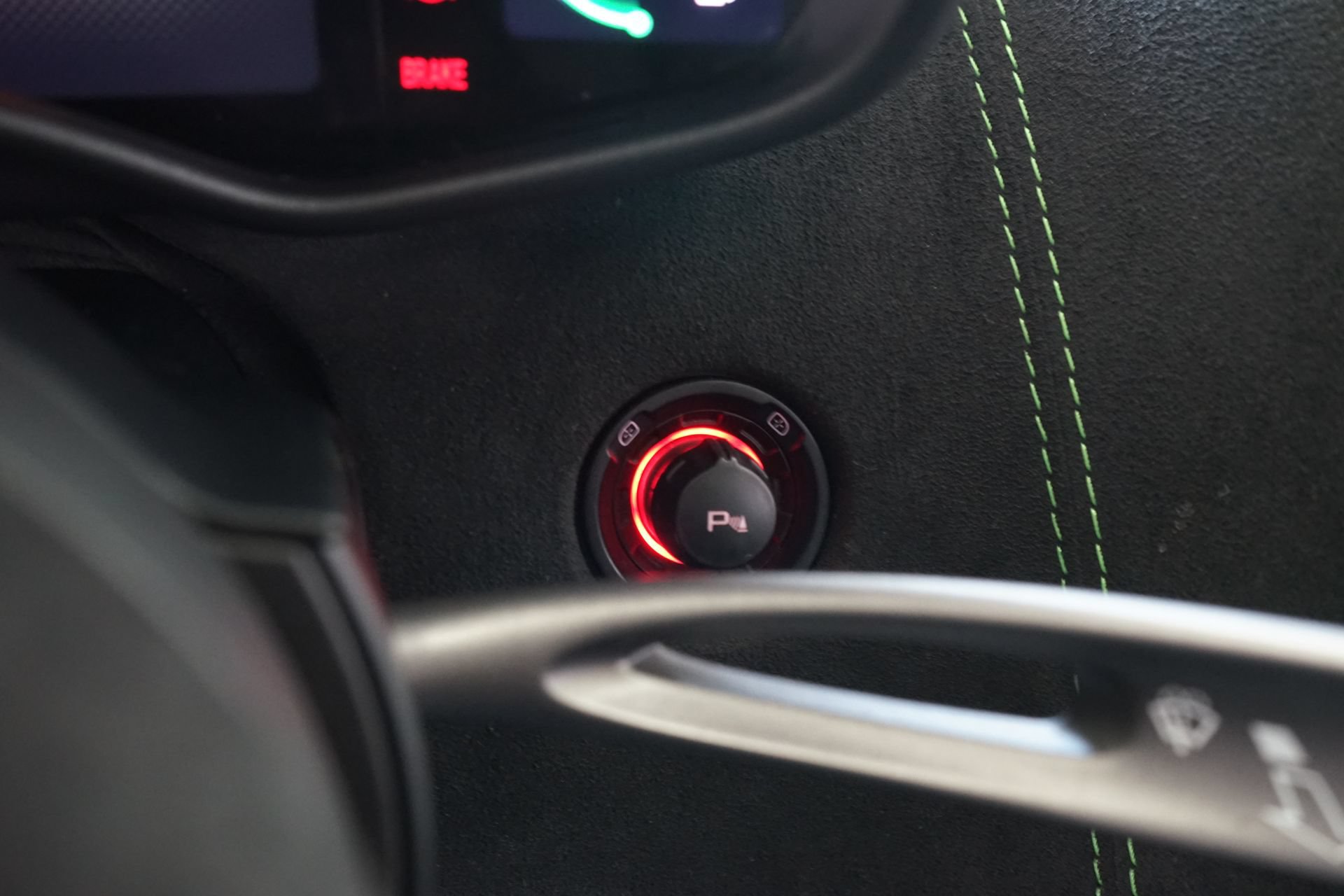 Used 2017 McLaren 570S RWD image 28