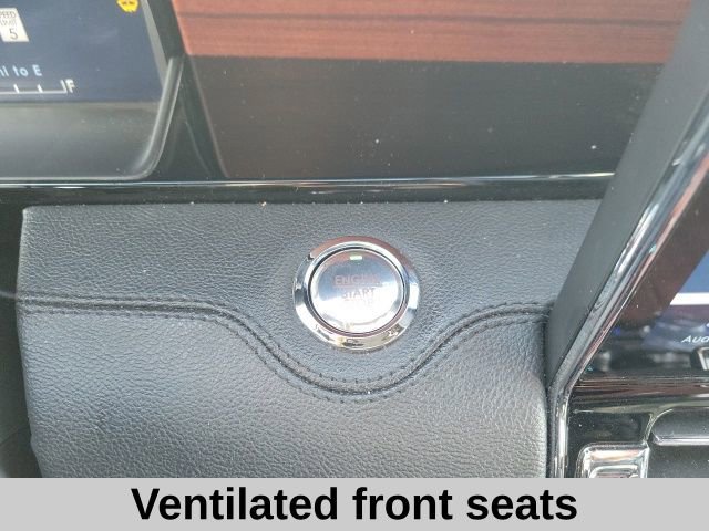 Used 2024 Lincoln Navigator Premiere image 12