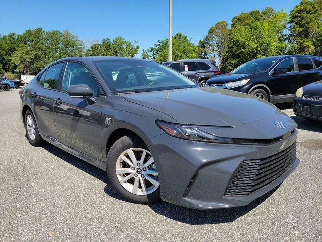 Used 2026 Toyota Camry LE FWD image 8