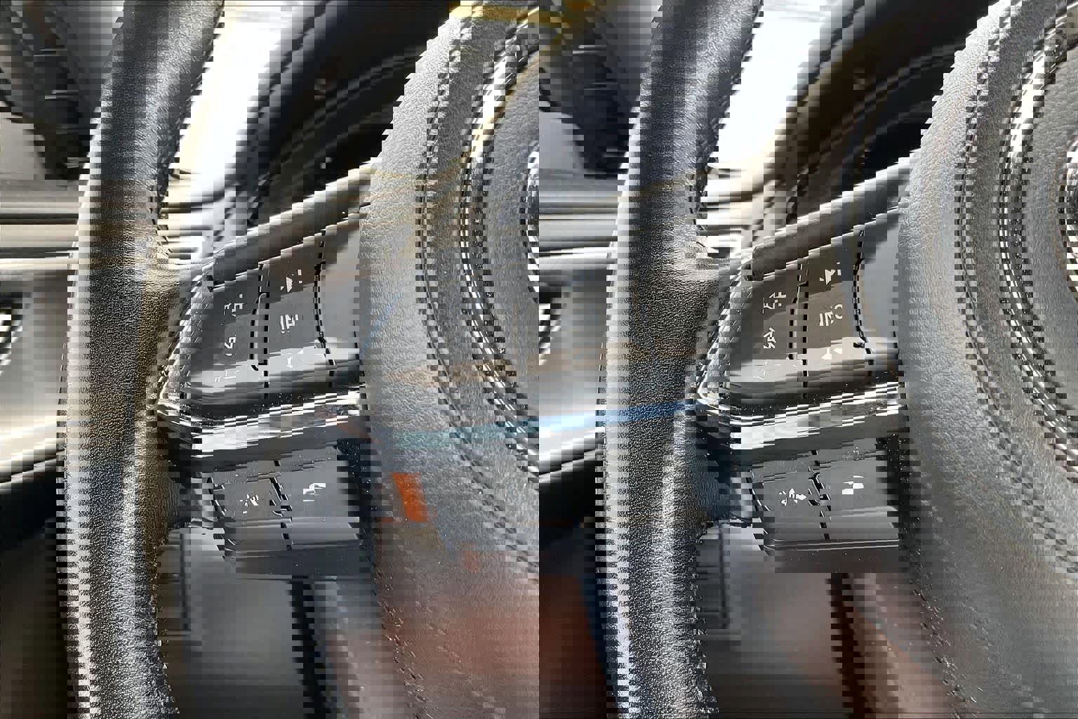 Used 2022 MAZDA CX-9 Signature image 24