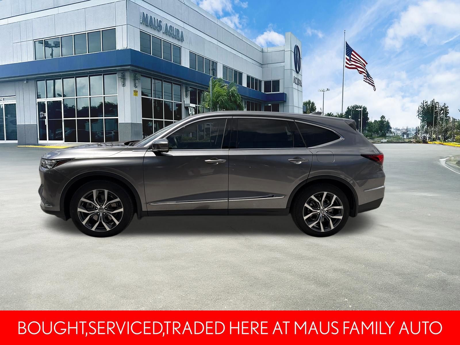 Used 2024 Acura MDX SH-AWD w/ Technology Package image 7