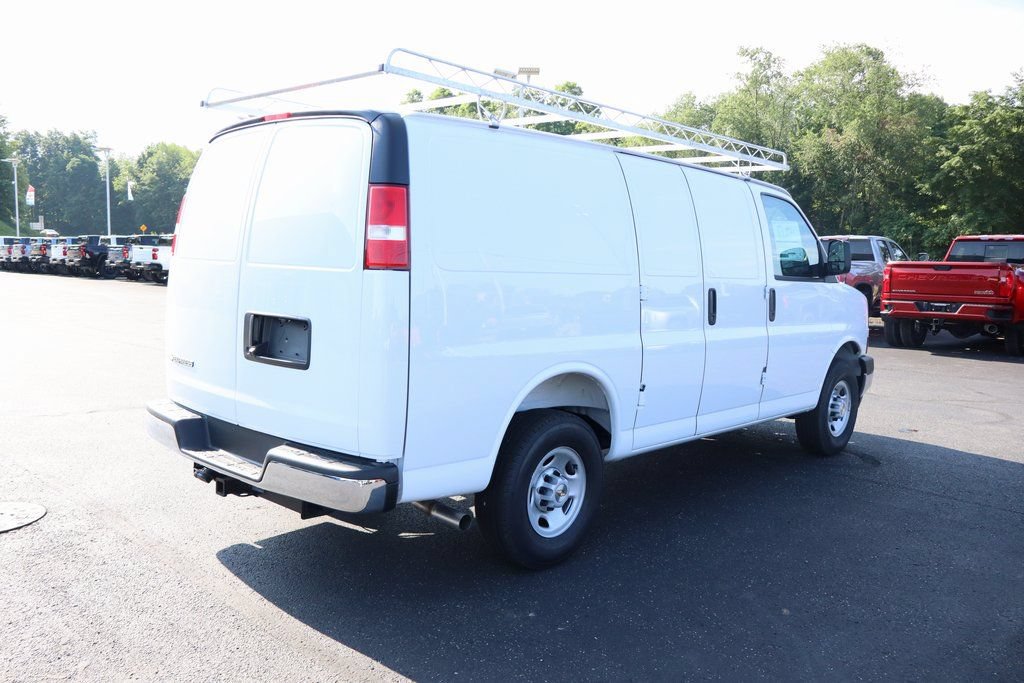 New 2025 Chevrolet Express 2500 w/ Driver Convenience Package RWD image 23