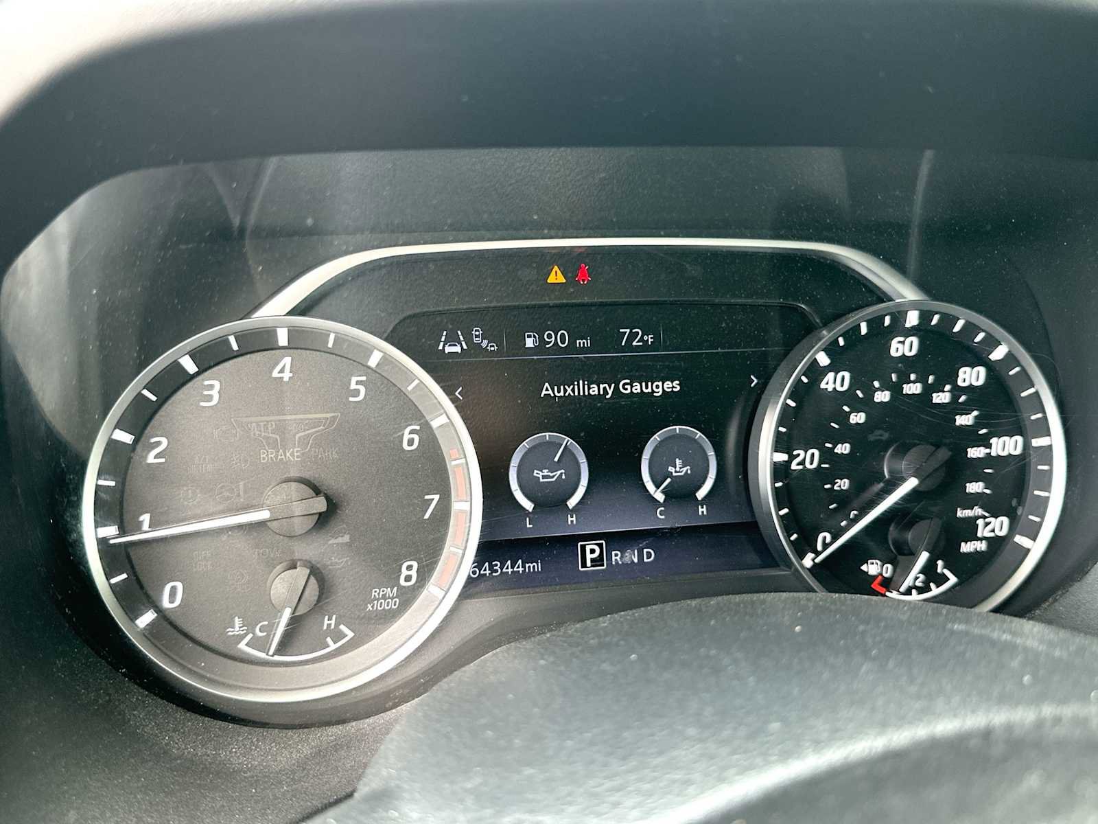 Used 2022 Nissan Titan SV image 19