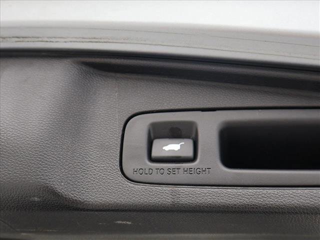 Used 2022 Honda CR-V Touring image 7