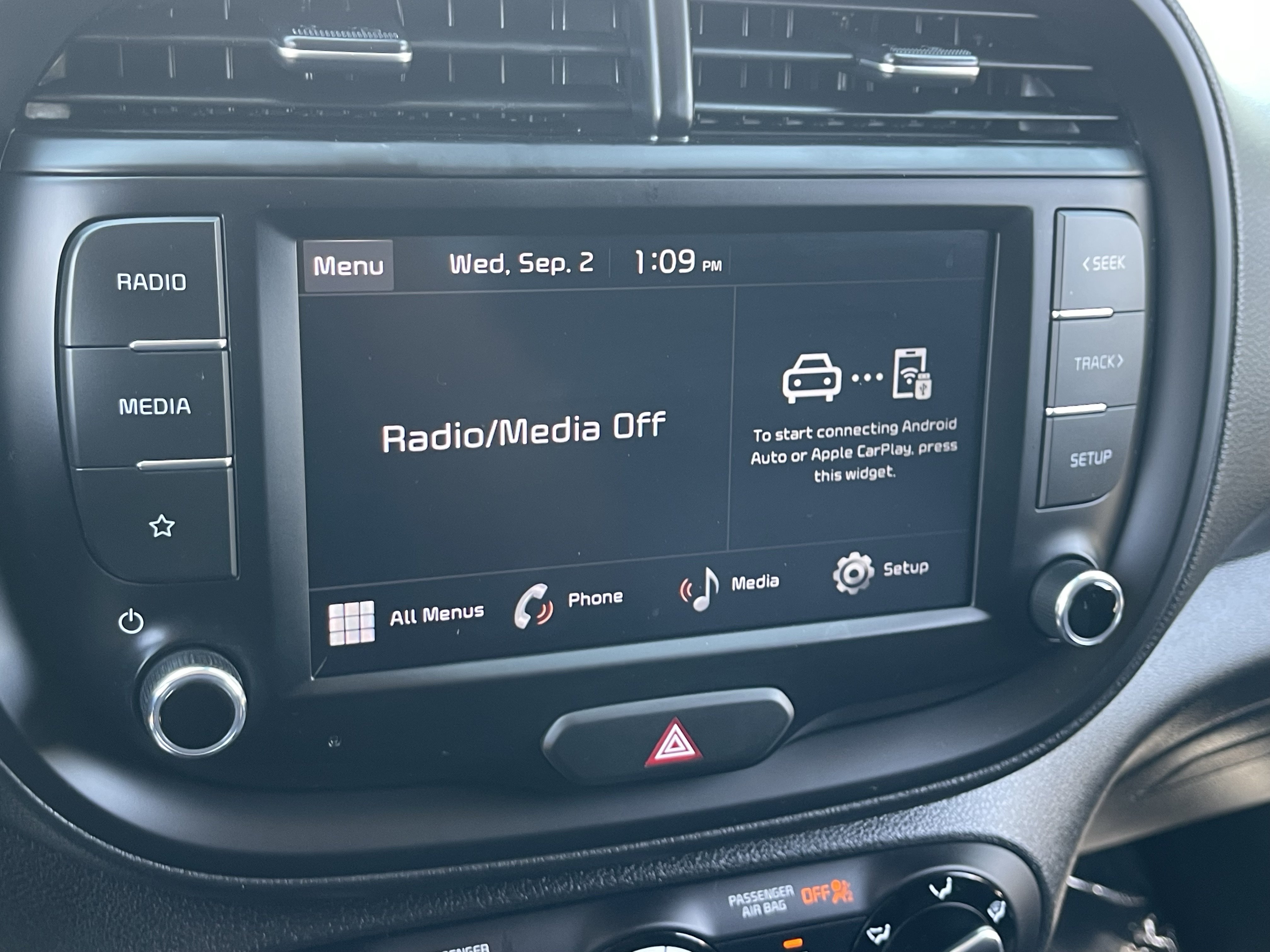 Certified 2023 Kia Soul LX w/ LX Technology Package FWD image 28