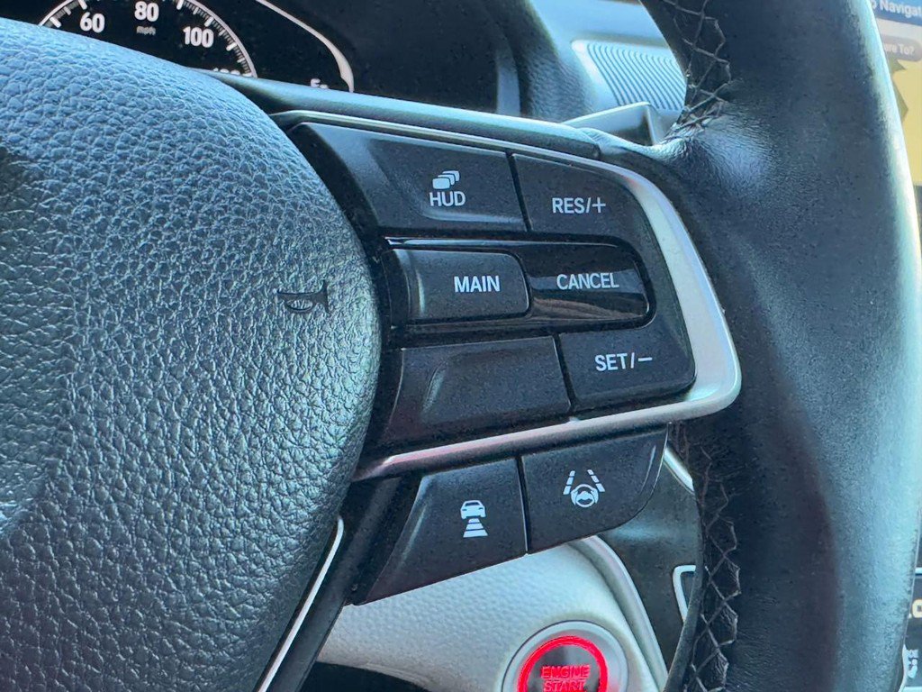 Used 2018 Honda Accord Touring image 22