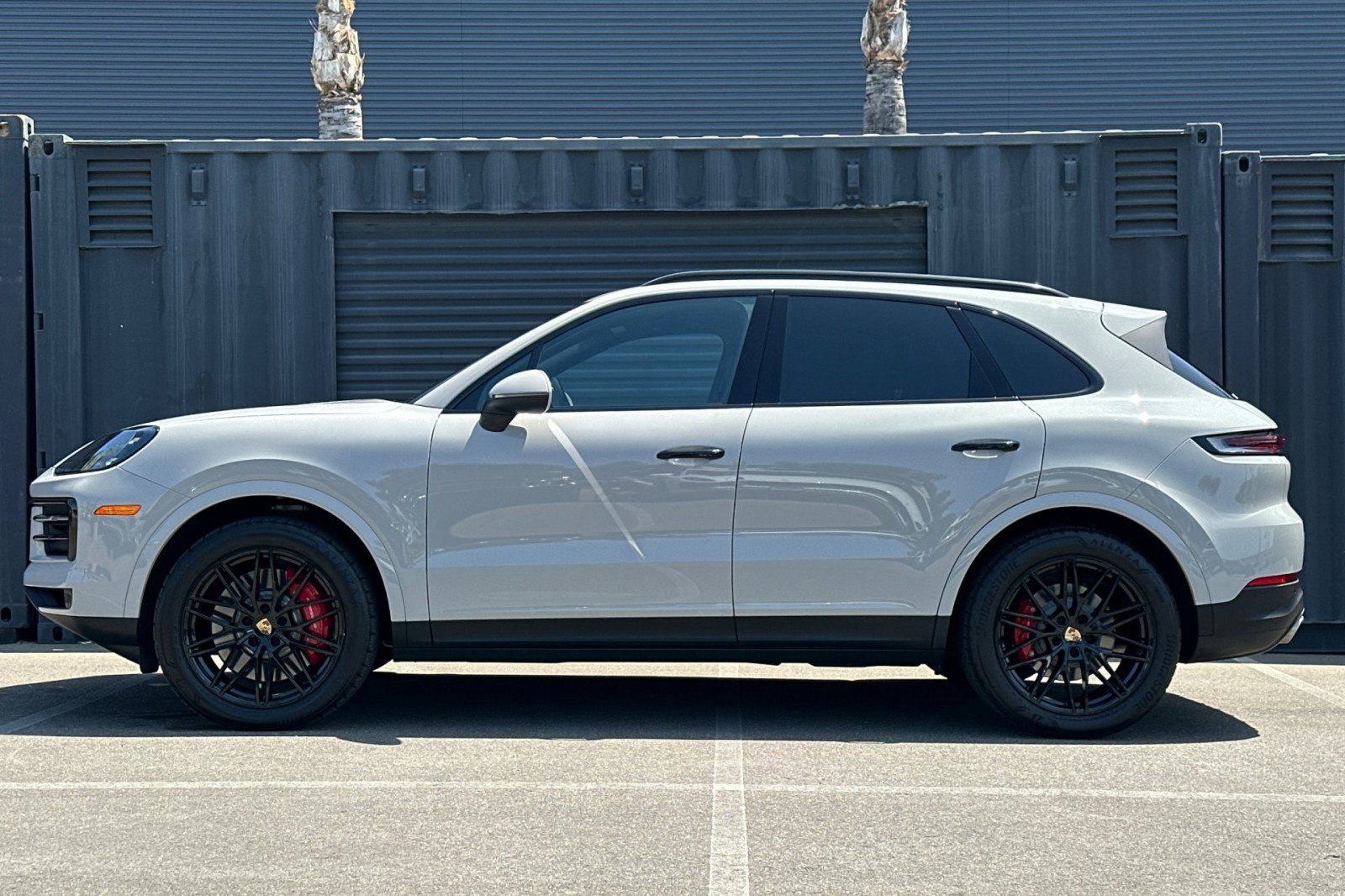 Certified 2024 Porsche Cayenne S AWD/4WD image 2