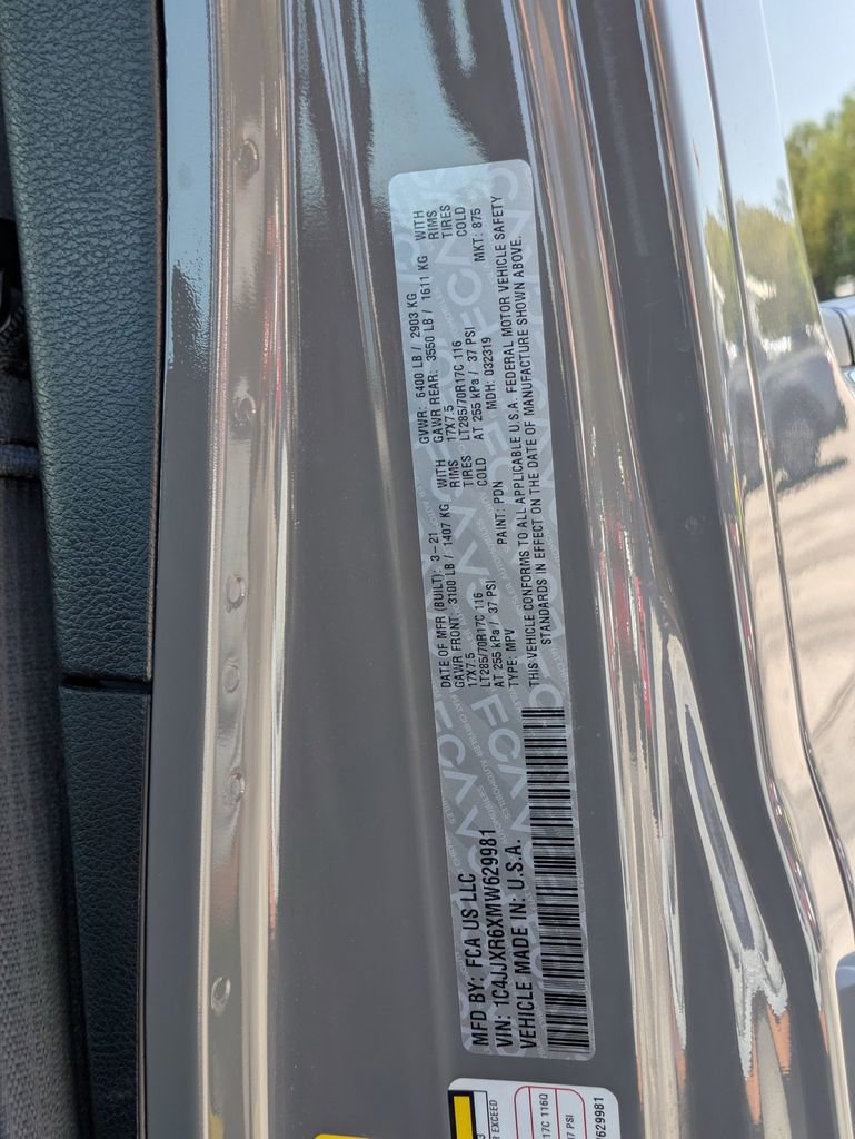 Used 2021 Jeep Wrangler Unlimited Rubicon 4xe w/ Steel Bumper Group image 22