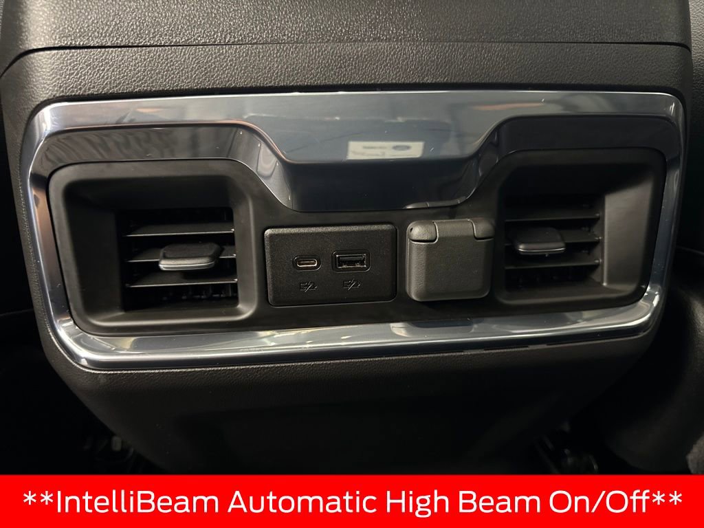 Used 2022 GMC Sierra 1500 AT4 w/ AT4 Premium Package AWD/4WD image 32