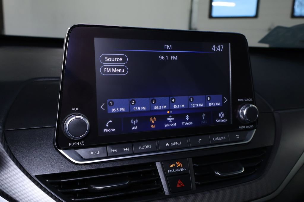 Used 2024 Nissan Altima 2.5 SR image 27