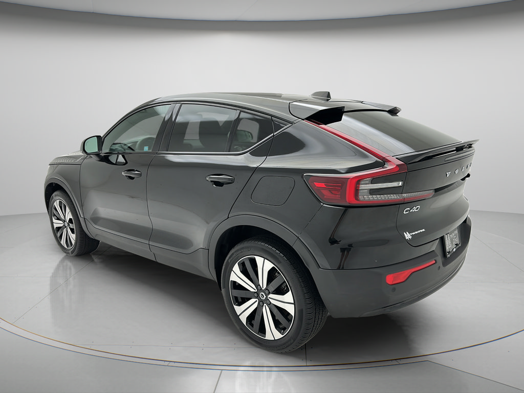 Used 2023 Volvo C40 Recharge Core AWD/4WD image 4