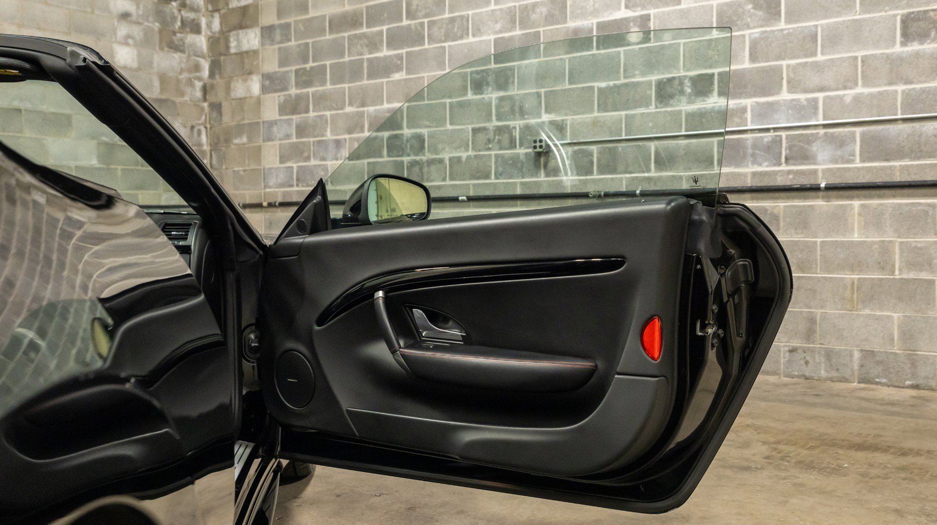 Used 2018 Maserati GranTurismo MC image 48