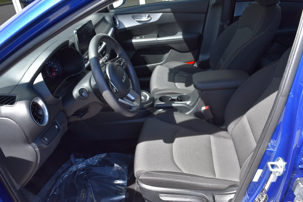 Used 2024 Kia Forte LXS FWD image 8