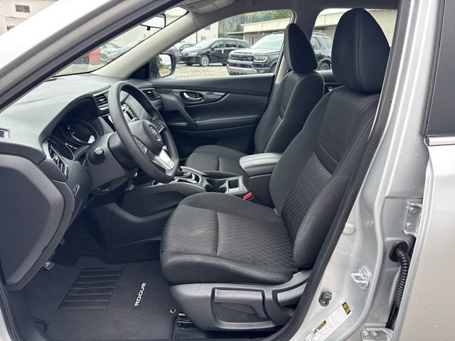 Used 2018 Nissan Rogue S FWD image 16