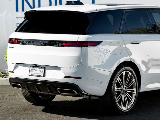 Certified 2025 Land Rover Range Rover Sport Dynamic SE AWD/4WD image 7