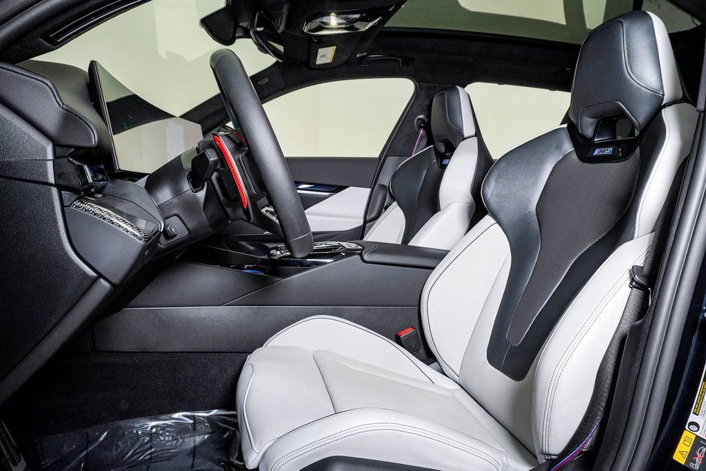 Used 2025 BMW M5 Touring w/ M Driver's Package image 21