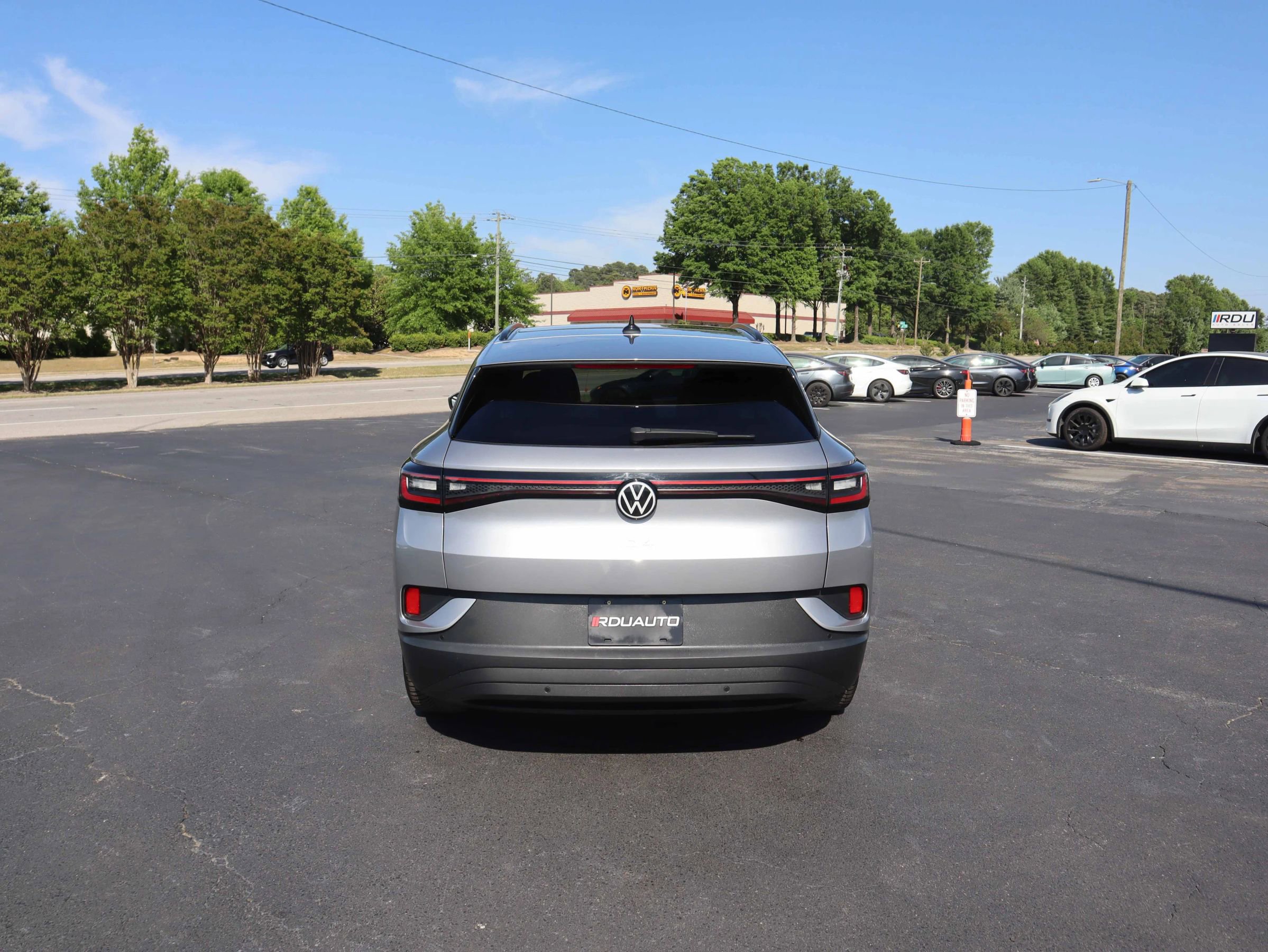 Used 2023 Volkswagen ID.4 S RWD image 14