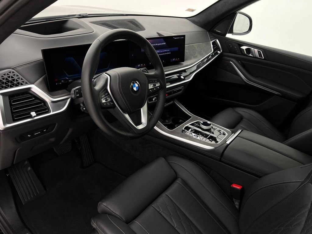Certified 2025 BMW X5 xDrive40i w/ Executive Package image 12